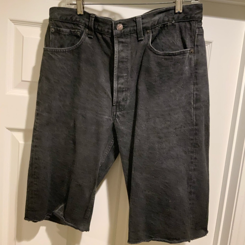 Black 501 Levi Shorts Sz 34